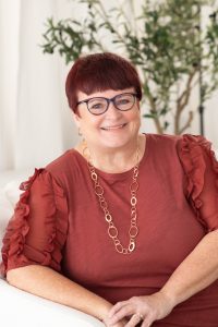 Denise Shannon – spiritual director in Denver Colorado offering premarital counseling and guidance for spirituality, purpose, self-discovery, and life transitions Counseling