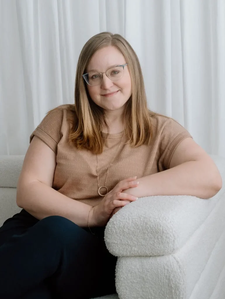 Kate Andjelkovich – therapist in Lakewood Colorado supporting ADHD, autism, trauma, phobias, and emotional overwhelm using DBT, IFS, and somatic therapy